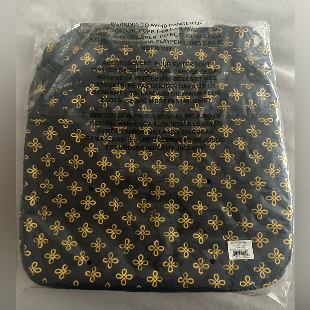 Vera Bradley NIB triple zip hipster
